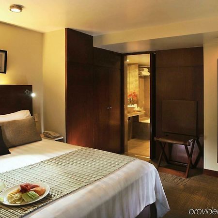 Emporio Reforma Hotel Mexico City Exterior photo A room at the hotel